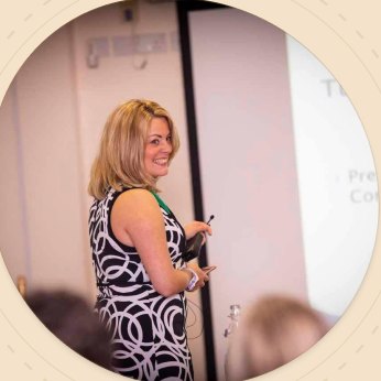 Elle presenting to a room of founders